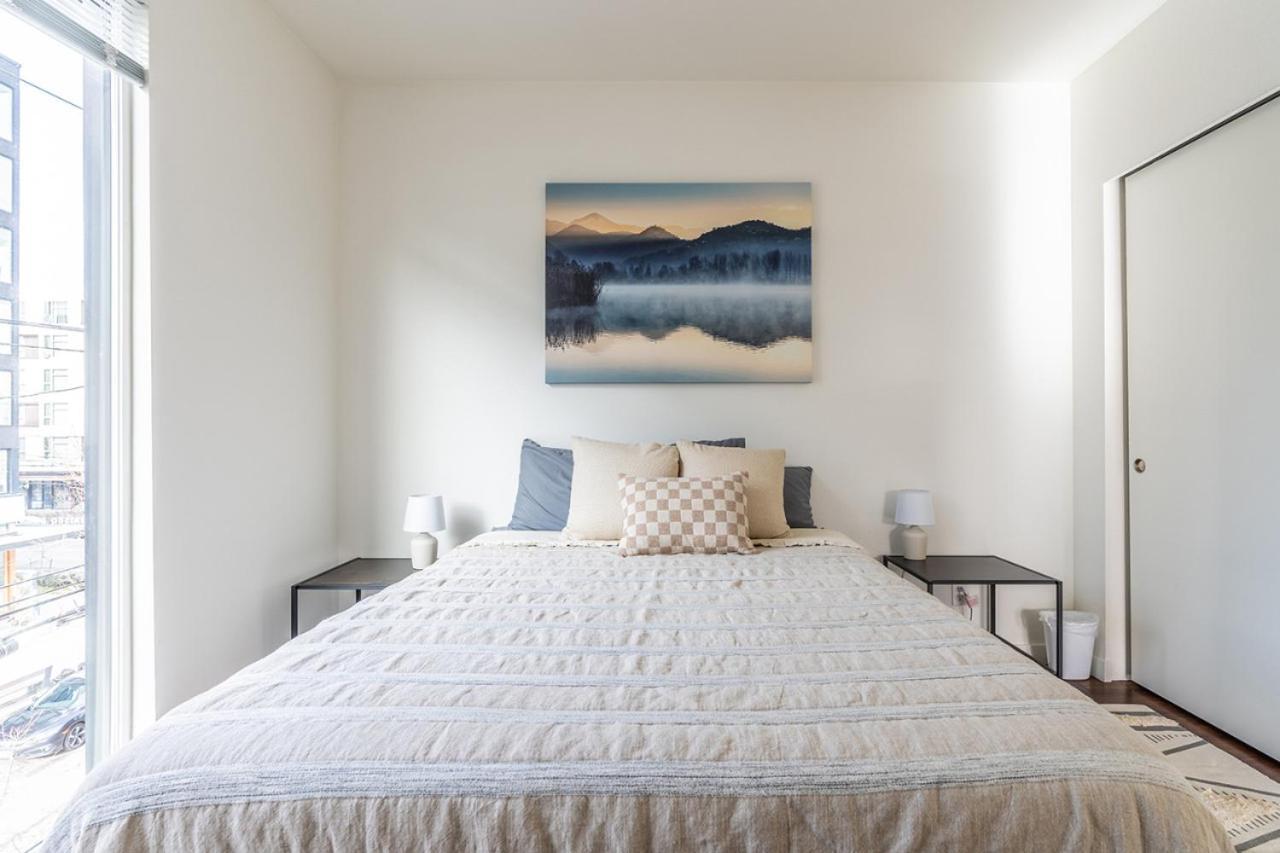 Close Downtown Modern Apartment - Pet Friendly, Wifi, Rooftop Views Seattle Exteriér fotografie